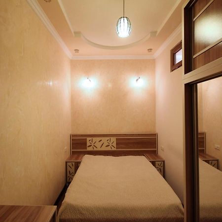 Amiryan Street 1 Bedroom Deluxe Apartment With Balcony Am104 Erevan Exterior foto