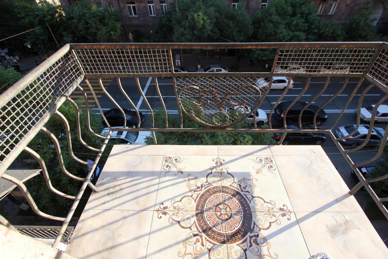 Amiryan Street 1 Bedroom Deluxe Apartment With Balcony Am104 Erevan Exterior foto